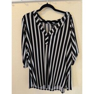 Torrid Studio Knit Top Women Size 3 Black White Vertical Stripes Dressy Casual